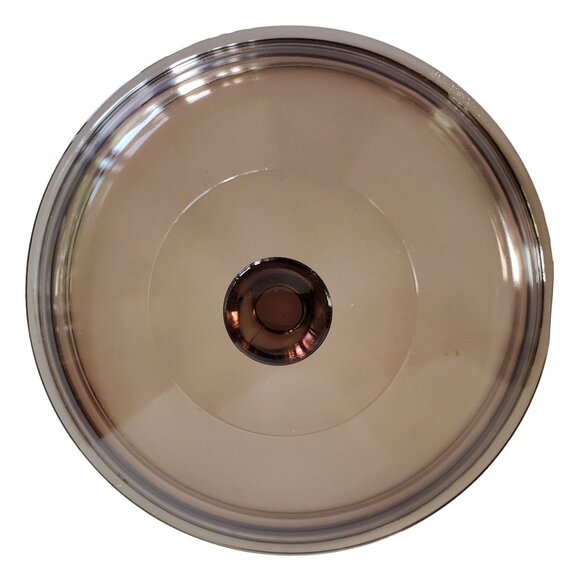 Vintage Pyrex Amber Glass Casserole Dish With Lid - Microwave & Oven Safe 1.5 Qt - Picture 6 of 11